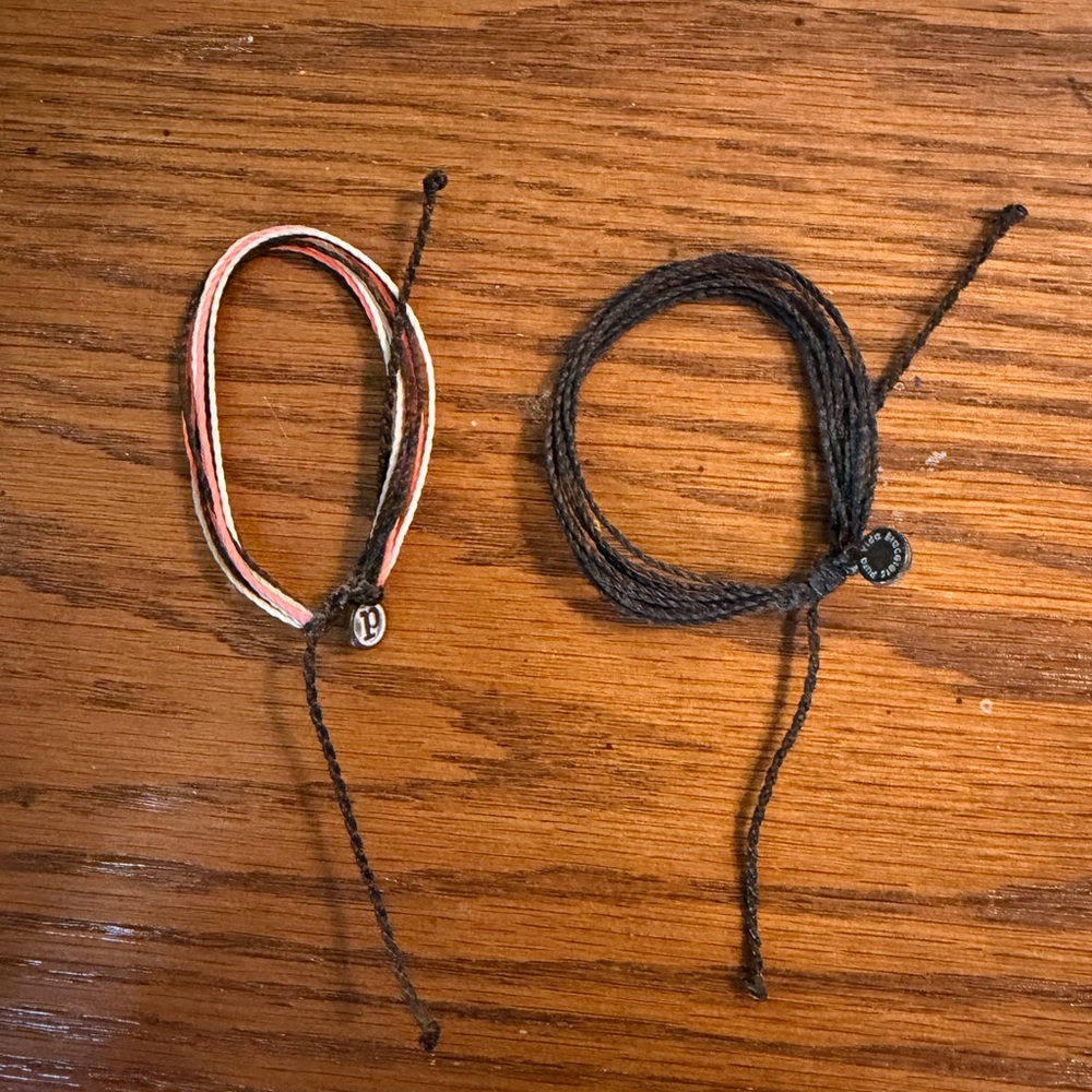 Set of 2 Pura Vida Bracelet Set